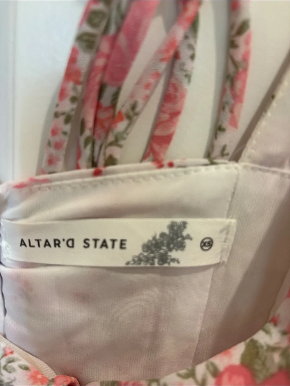 Altar’d State Pink Floral Lace Tiered Mini Dress - XS - Picture 3 of 3